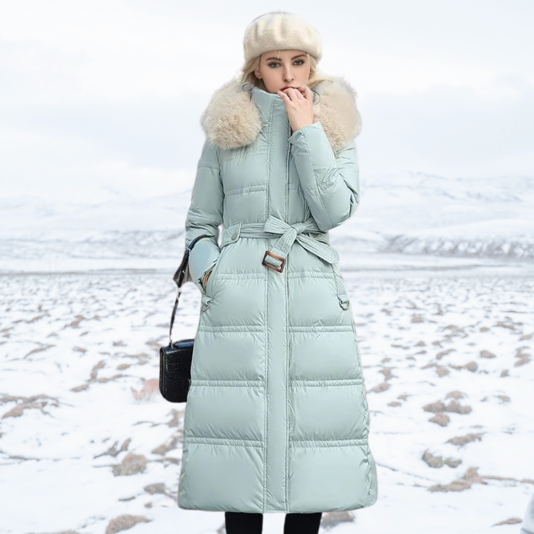 Lily | Luxurious winter parka with fur hood