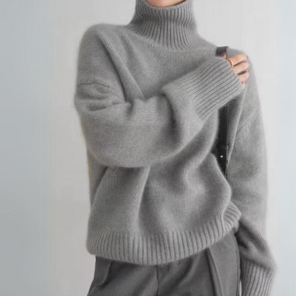 CASHMERE SWEATER WITH ROUNDED NECKLINE IN AMATO LINE