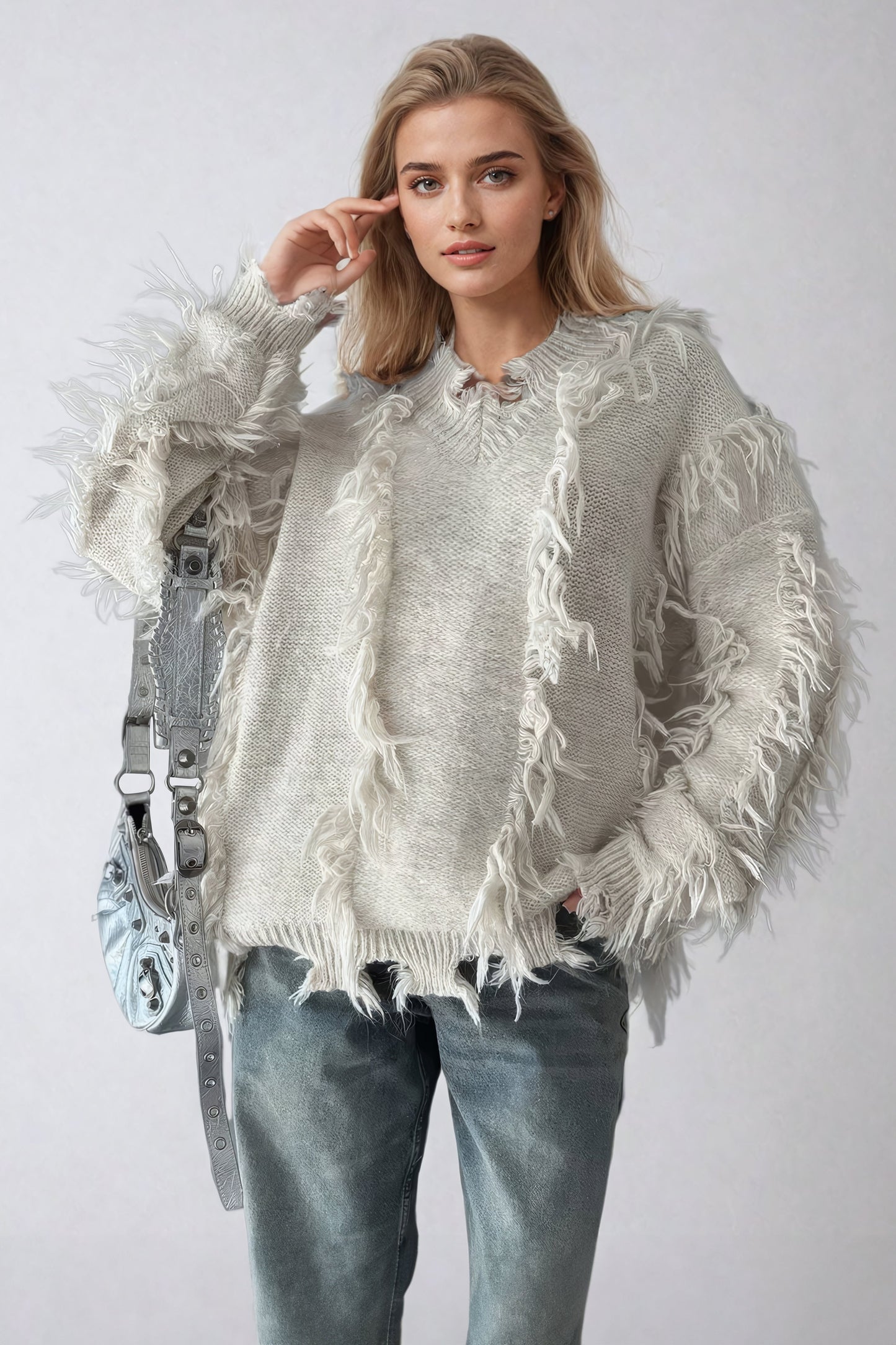 Essenza - Fringe Sweater - Beige