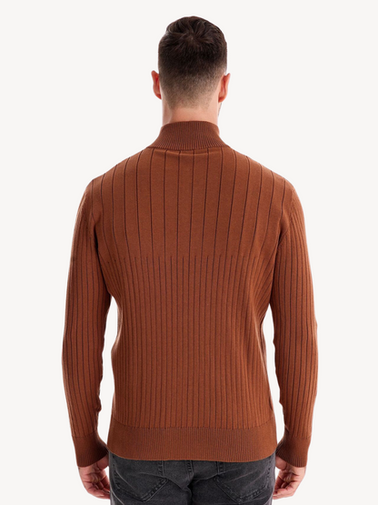 LEONE - QUARTER ZIP SWEATER