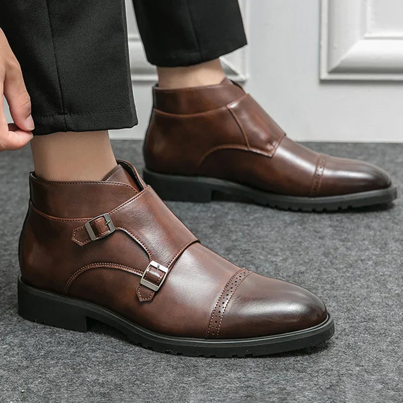 Darell | Leather boots with double buckle