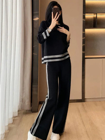 Sophie™ - Comfortable, loose-fitting striped tracksuit set with long sleeves