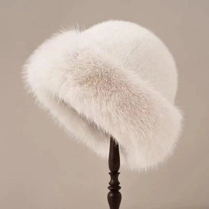 Anne™ - Elegant fur hat