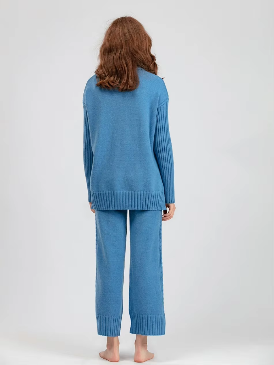 Frieda™ - Stylish set of high-neck sweater and knit sweater with wide leg pants