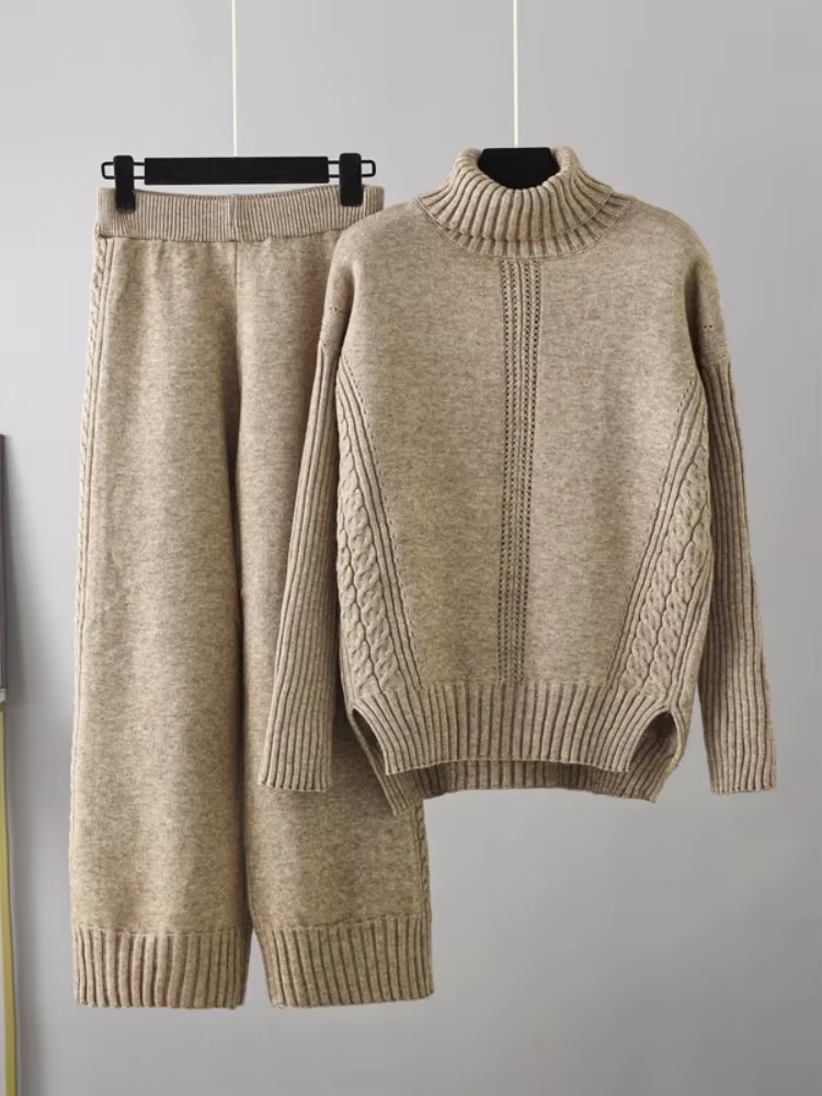 Frieda™ - Stylish set of high-neck sweater and knit sweater with wide leg pants